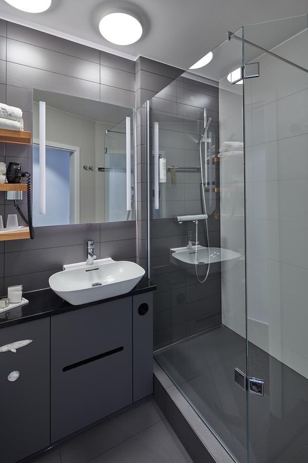 Landhotel Naafs-Haeuschen Lohmar Luaran gambar